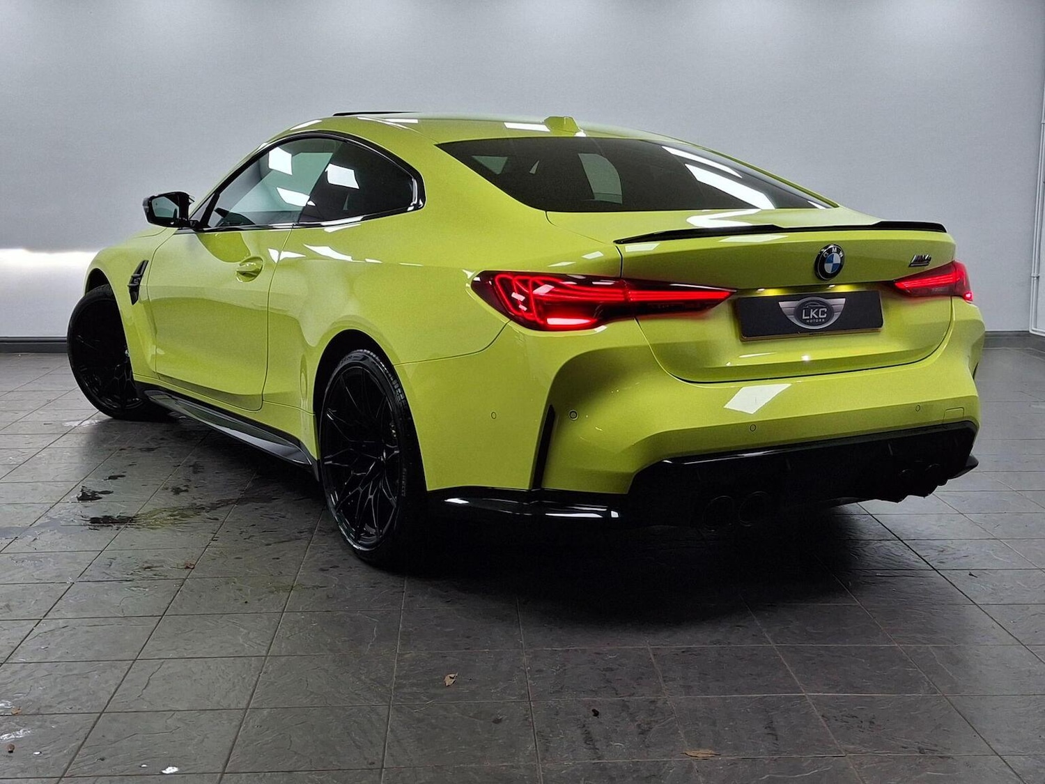 Used BMW M4 2025 for sale - 77237025: Photo 13