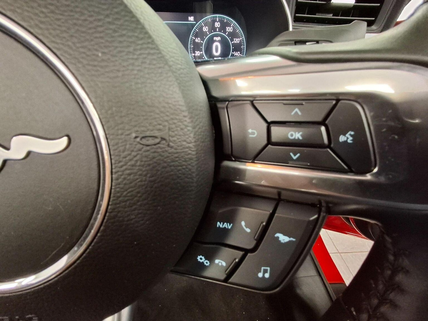 Used Ford Mustang 2020 for sale - 76497404: Photo 11