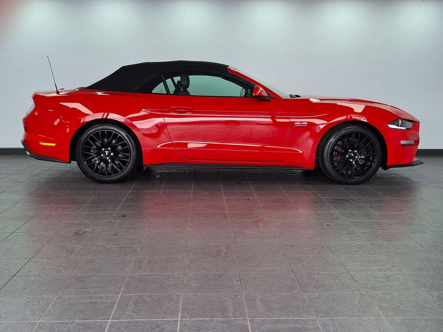 Used Ford Mustang 2020 for sale - 76497404: Photo 75