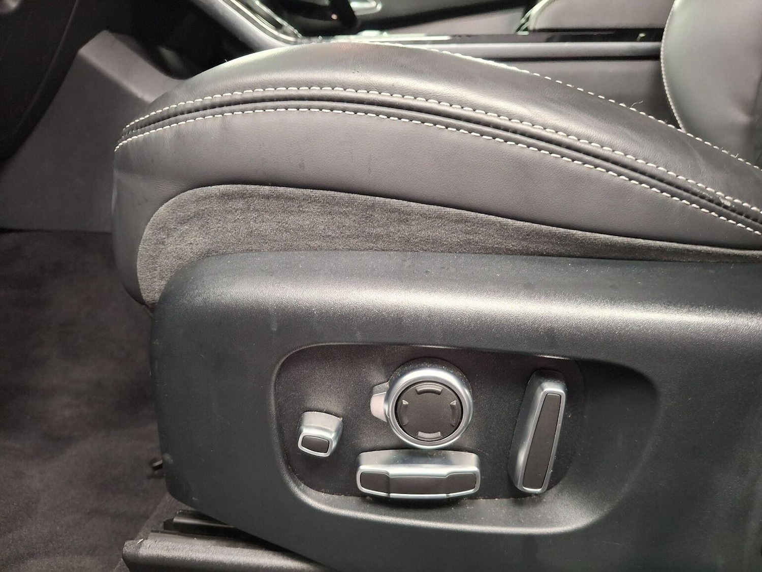 Used Land Rover Range Rover Velar 2019 for sale - 77707189: Photo 20