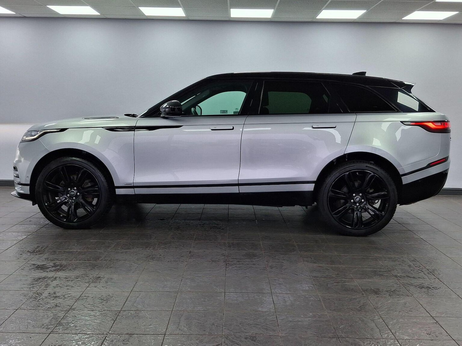 Used Land Rover Range Rover Velar 2019 for sale - 77707189: Photo 51