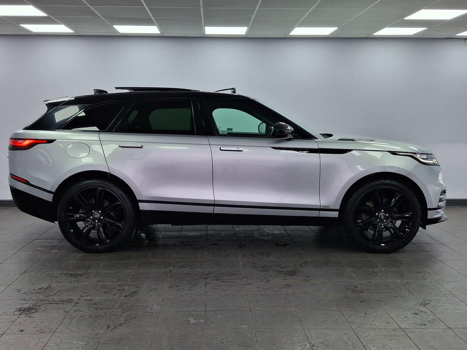 Used Land Rover Range Rover Velar 2019 for sale - 77707189: Photo 55