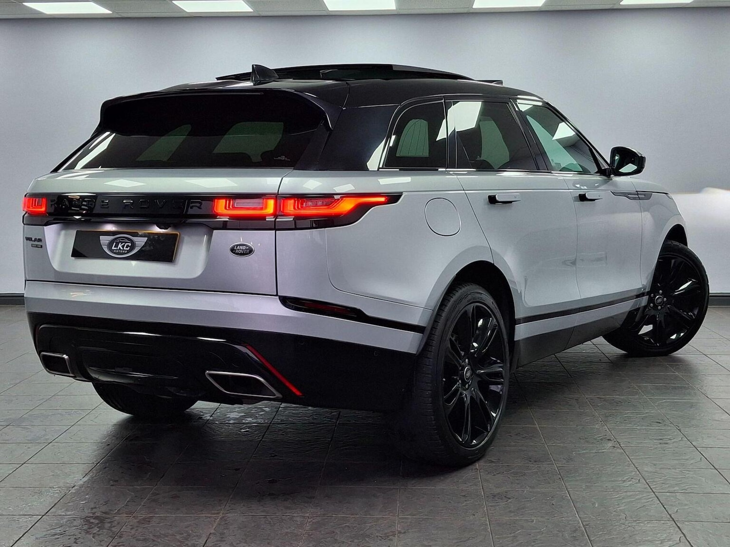 Used Land Rover Range Rover Velar 2019 for sale - 77707189: Photo 62