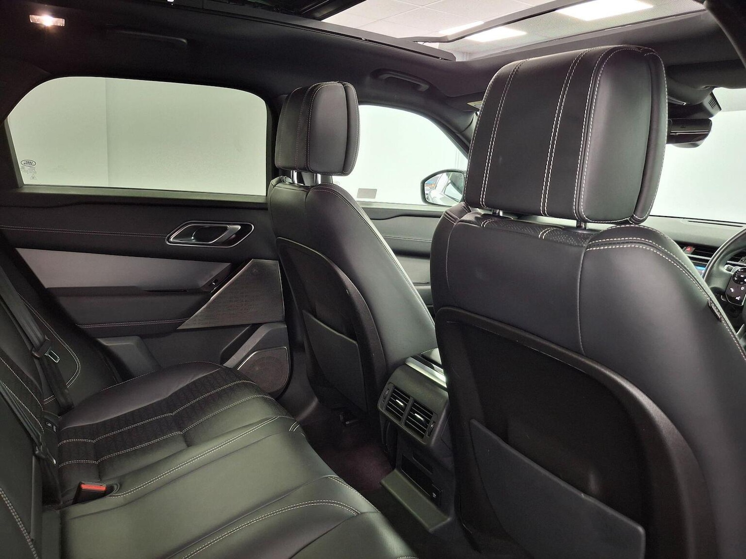 Used Land Rover Range Rover Velar 2019 for sale - 77707189: Photo 67