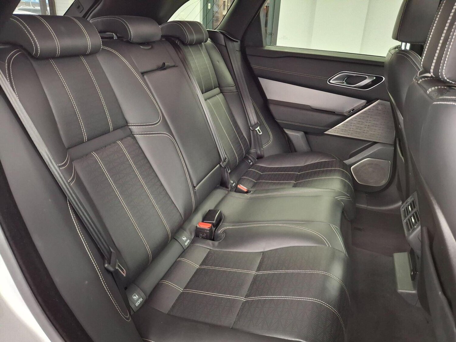 Used Land Rover Range Rover Velar 2019 for sale - 77707189: Photo 68