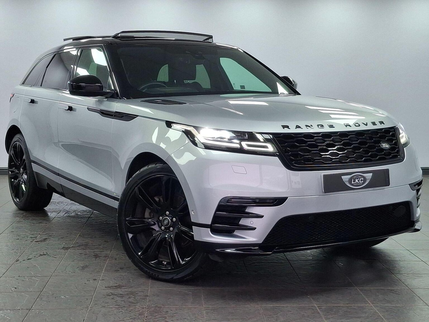 Used Land Rover Range Rover Velar 2019 for sale - 77707189: Photo 70