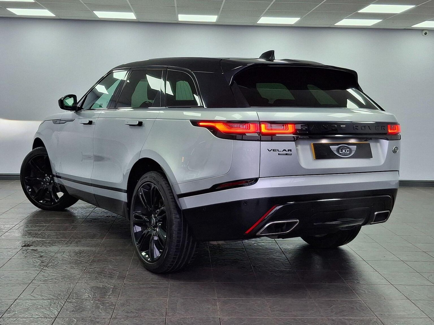 Used Land Rover Range Rover Velar 2019 for sale - 77707189: Photo 73