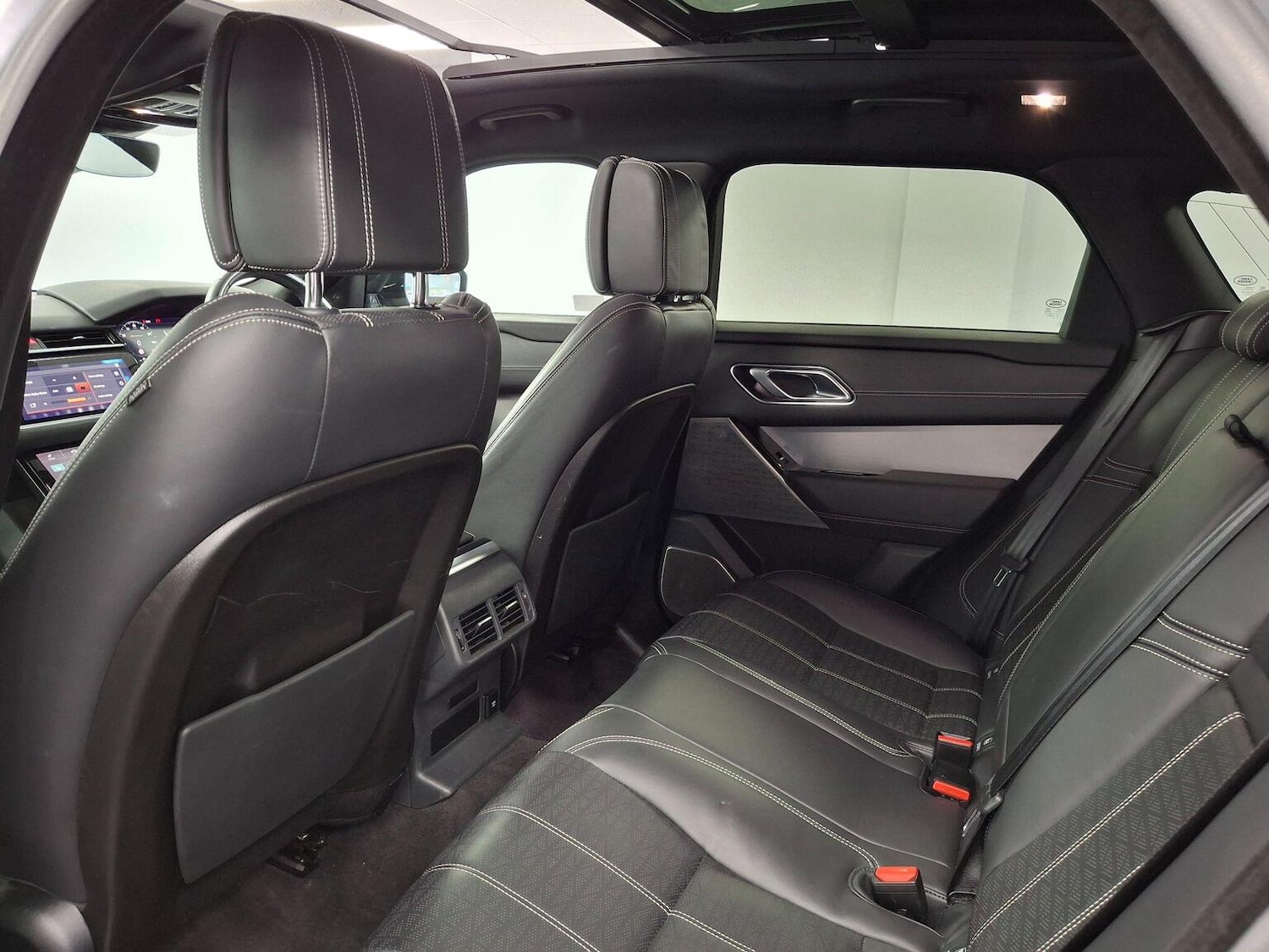 Used Land Rover Range Rover Velar 2019 for sale - 77707189: Photo 77