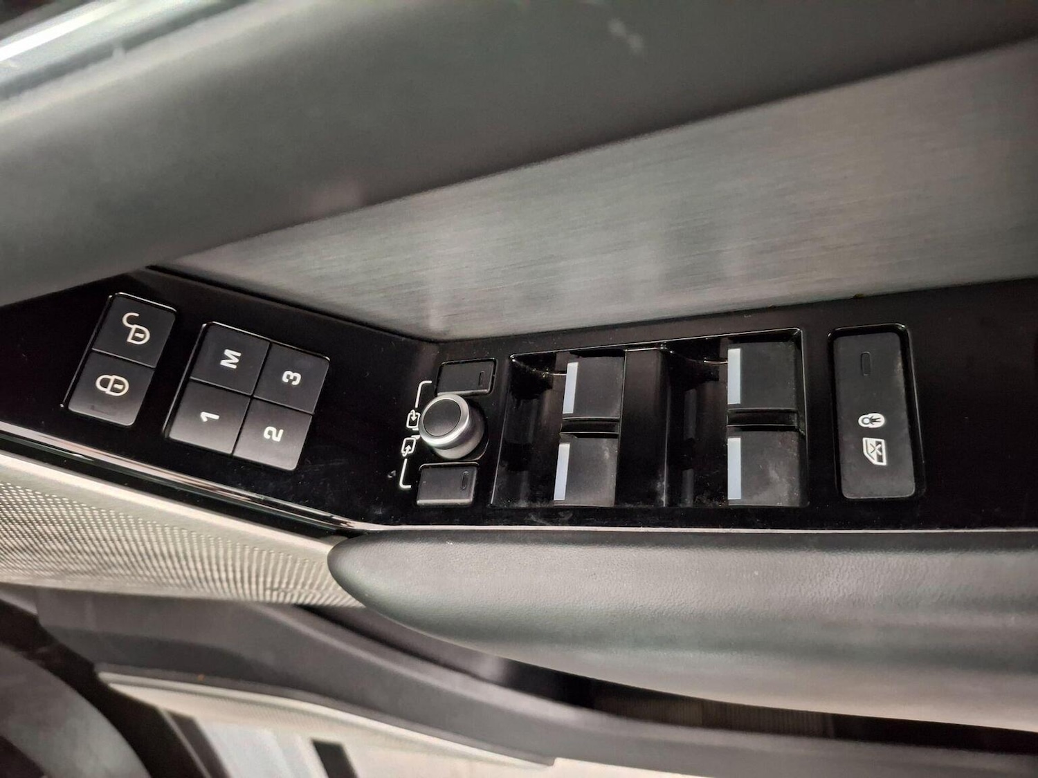 Used Land Rover Range Rover Velar 2019 for sale - 77707189: Photo 79