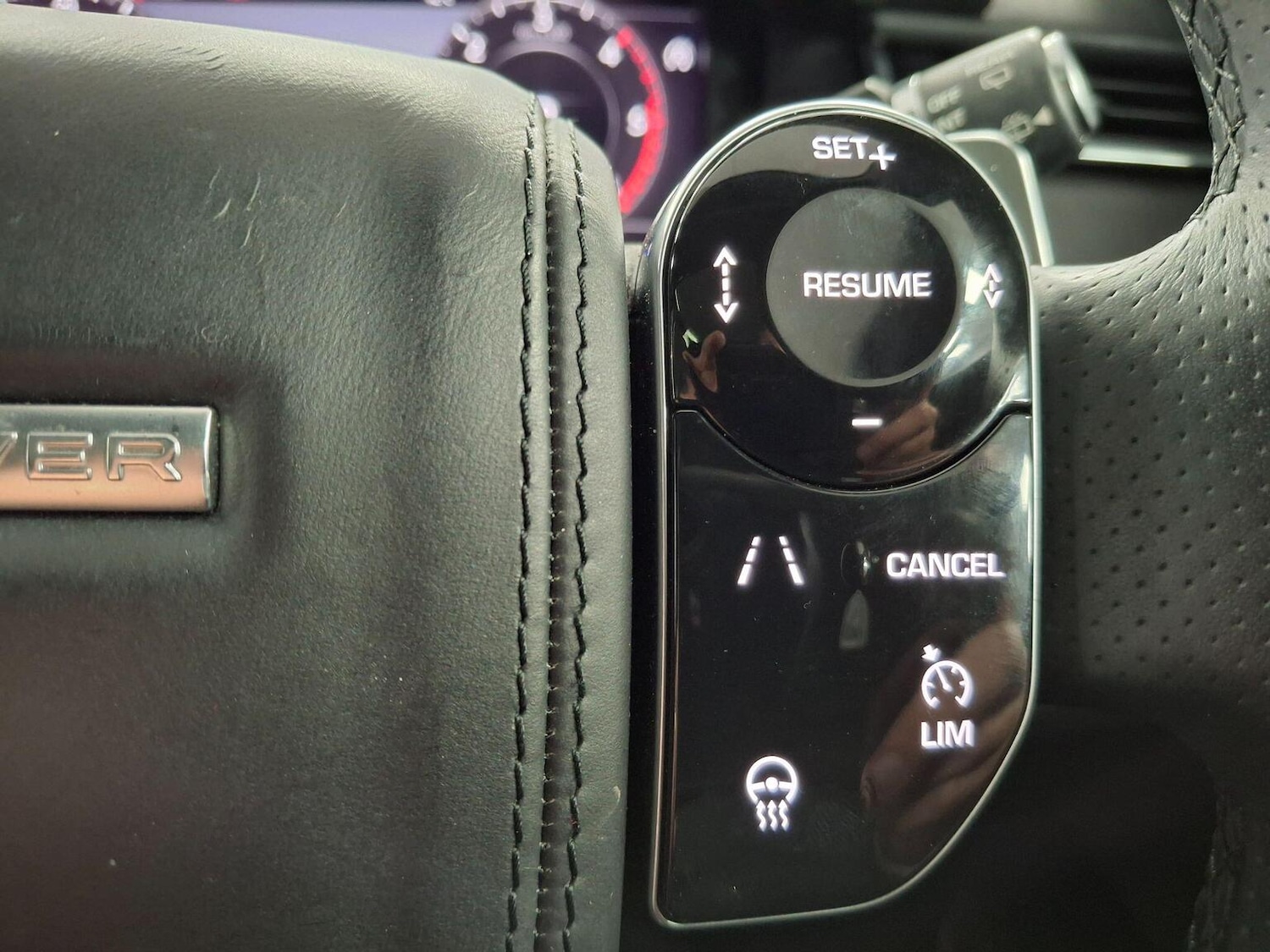 Used Land Rover Range Rover Velar 2019 for sale - 77707189: Photo 9