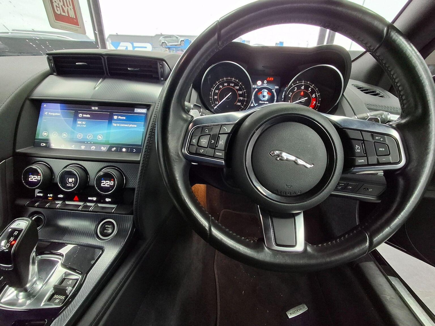 Used Jaguar F-Type 2018 for sale - 76560050: Photo 15