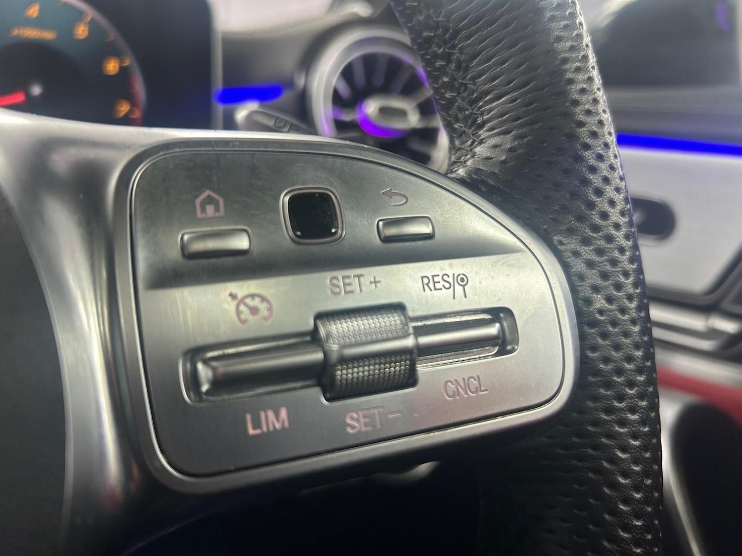 Used Mercedes-Benz A-Class 2019 for sale - 77535992: Photo 21