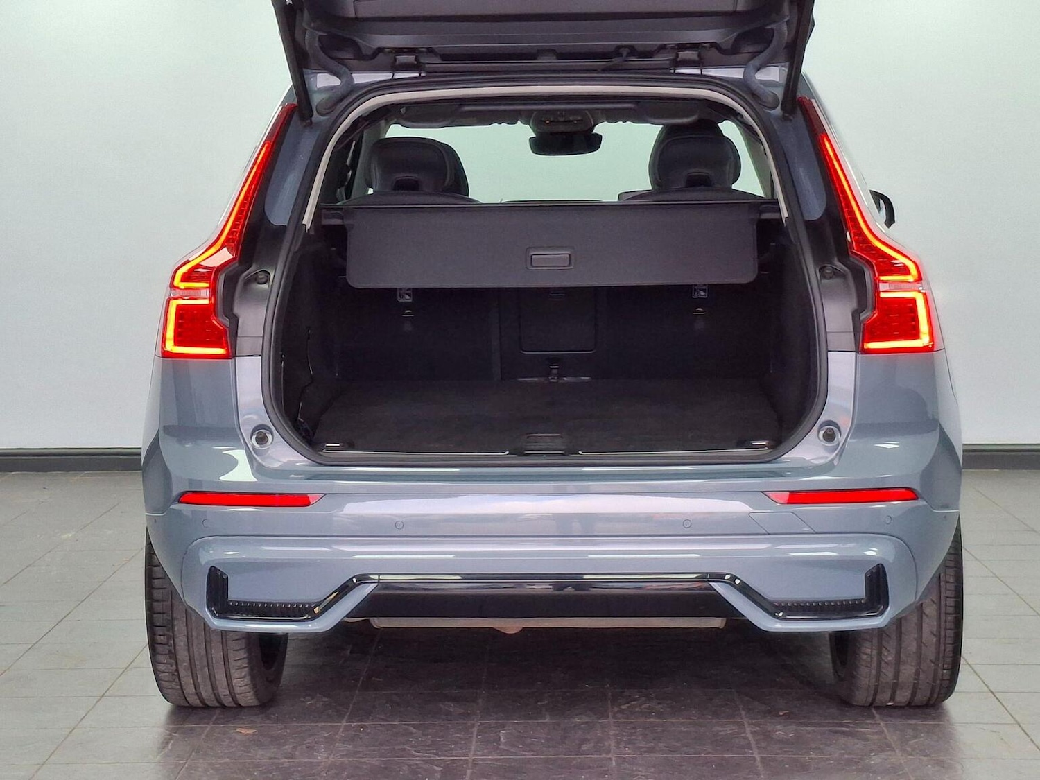 Used Volvo XC60 2023 for sale - 76769868: Photo 34