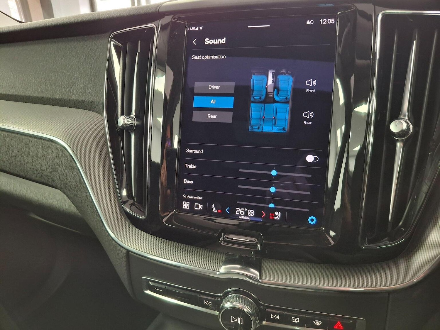 Used Volvo XC60 2023 for sale - 76769868: Photo 38