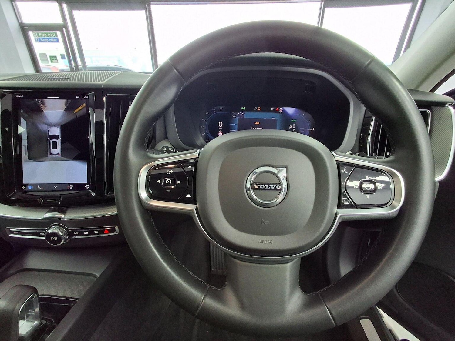 Used Volvo XC60 2023 for sale - 76769868: Photo 48