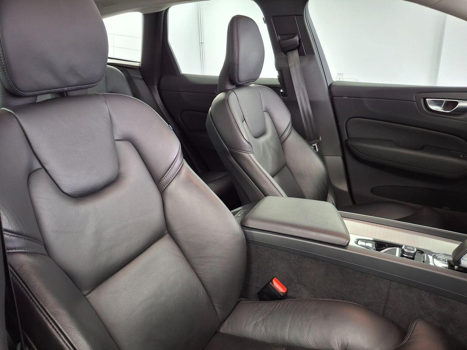 Used Volvo XC60 2023 for sale - 76769868: Photo 55