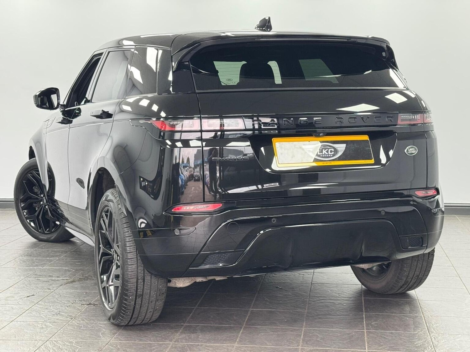 Used Land Rover Range Rover Evoque 2023 for sale - 77897782: Photo 10