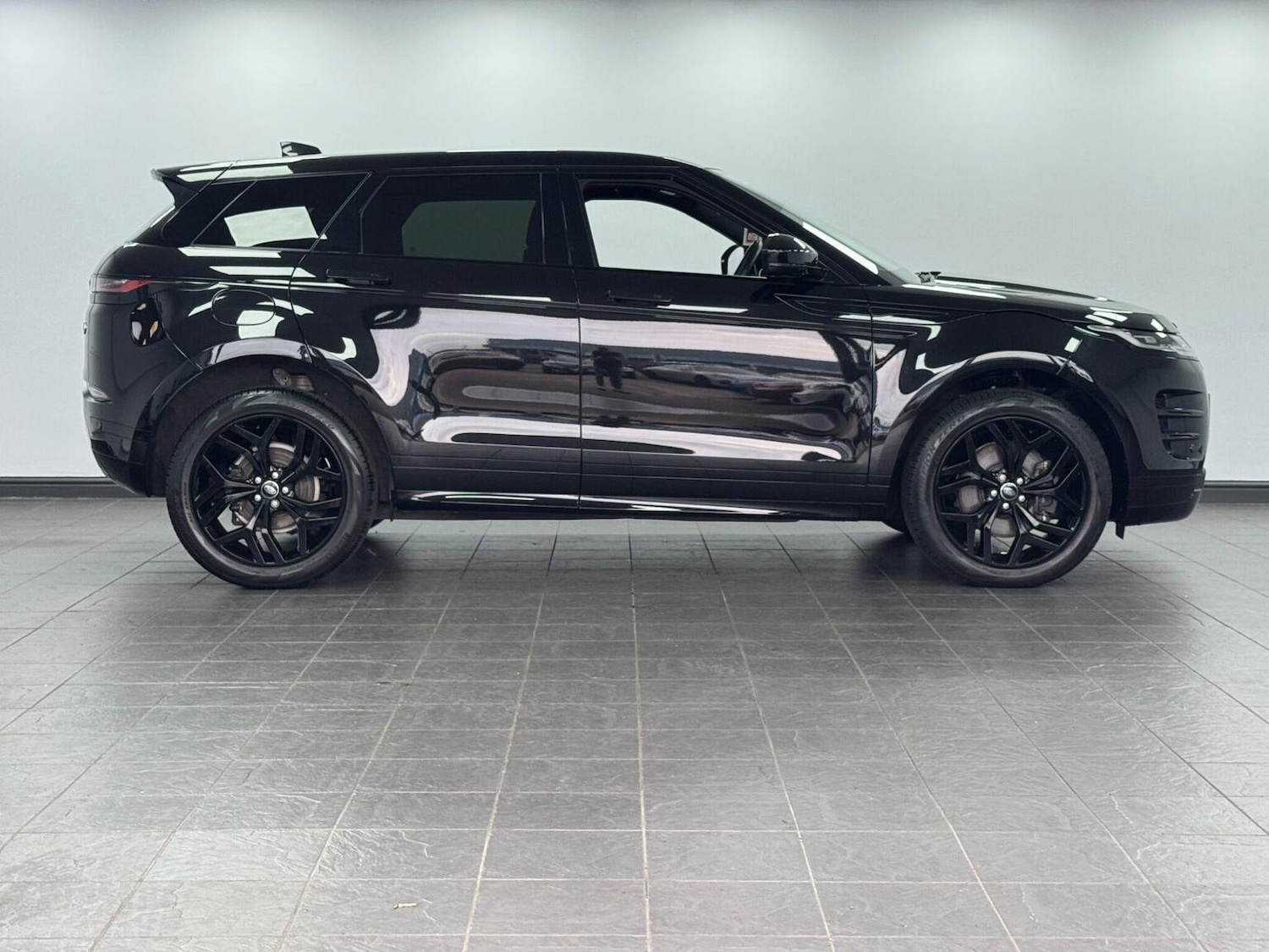 Used Land Rover Range Rover Evoque 2023 for sale - 77897782: Photo 18