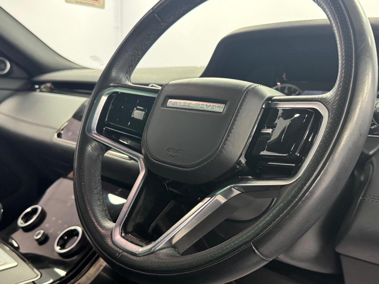 Used Land Rover Range Rover Evoque 2023 for sale - 77897782: Photo 30