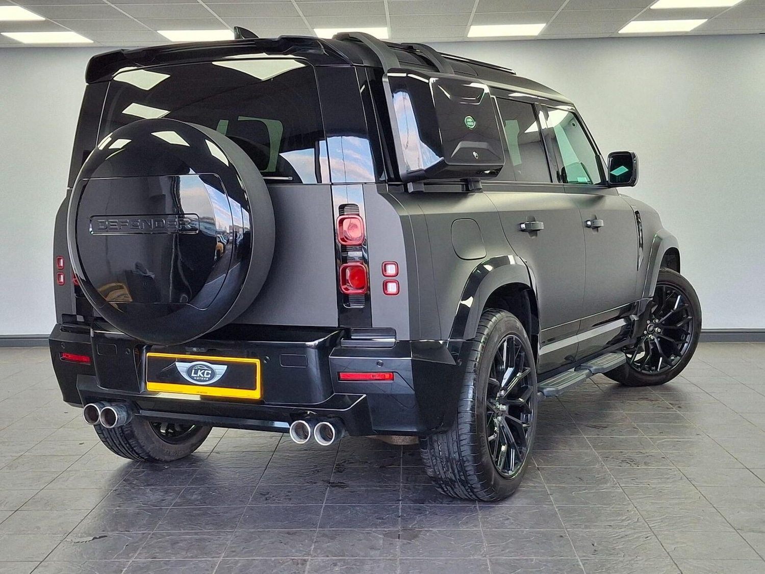 Used Land Rover Defender 2020 for sale - 77028018: Photo 37