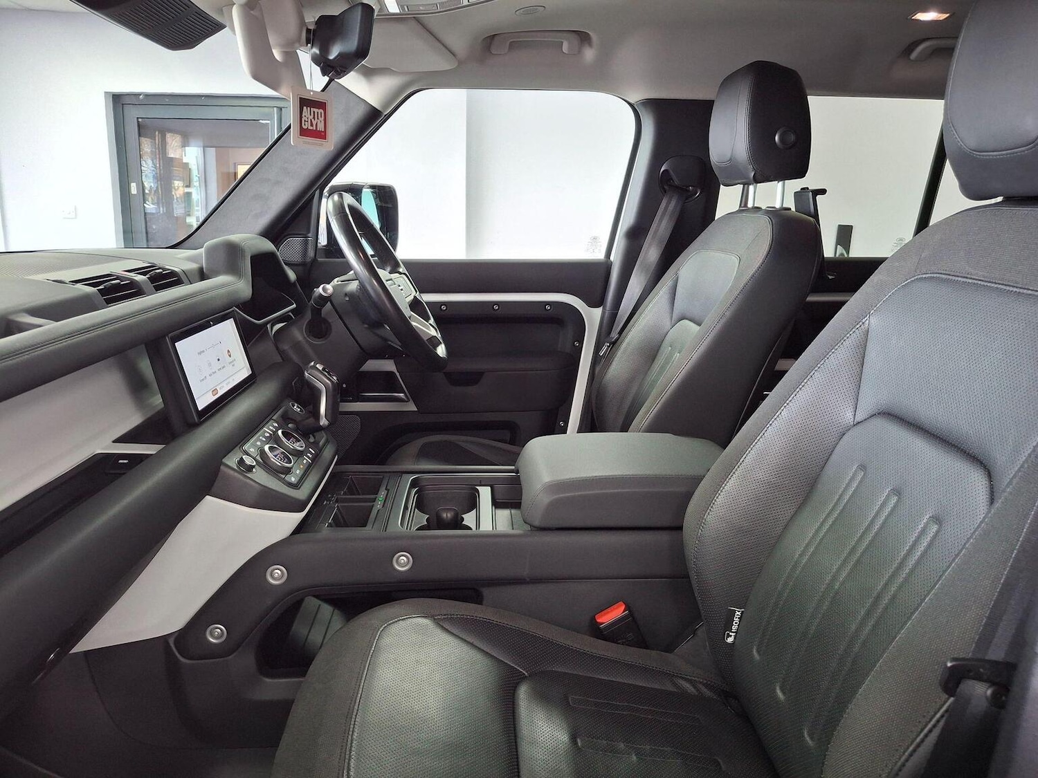 Used Land Rover Defender 2020 for sale - 77028018: Photo 71