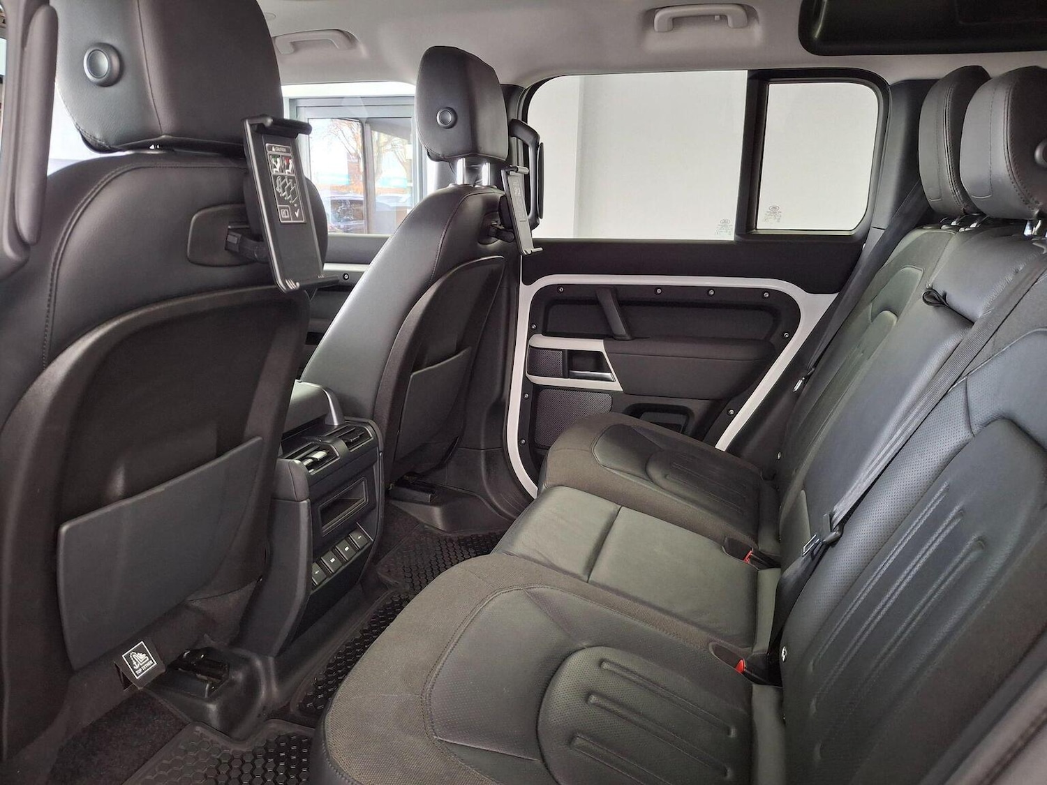 Used Land Rover Defender 2020 for sale - 77028018: Photo 72