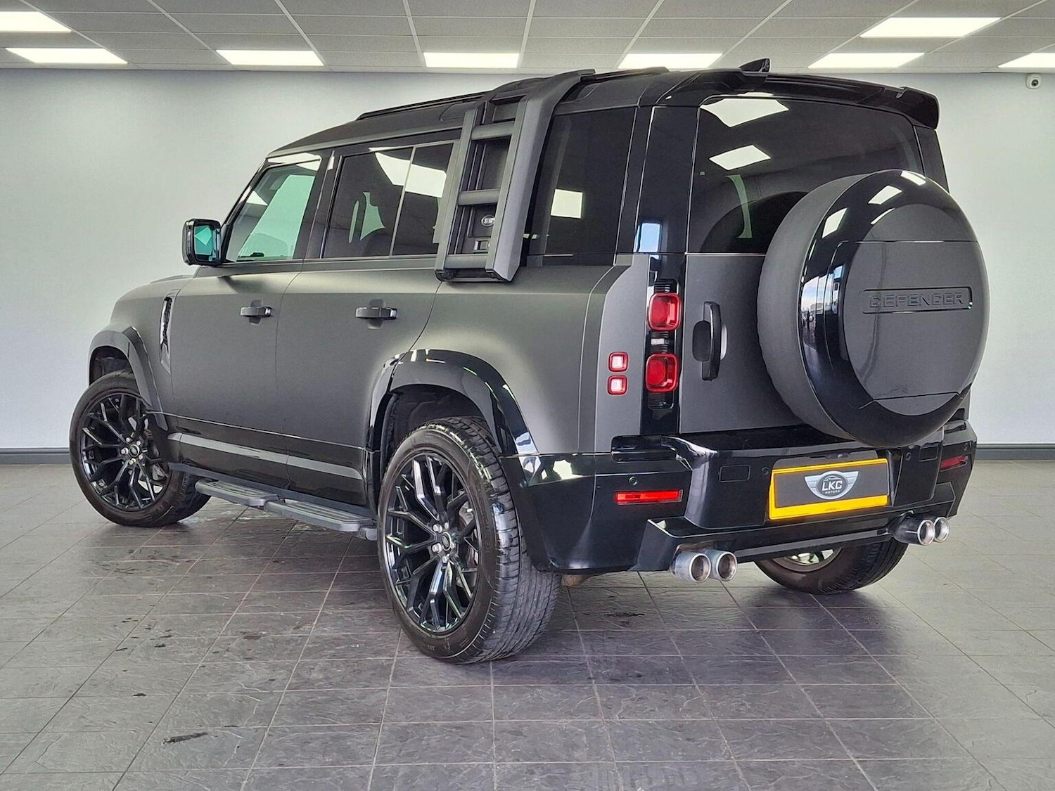 Used Land Rover Defender 2020 for sale - 77028018: Photo 78