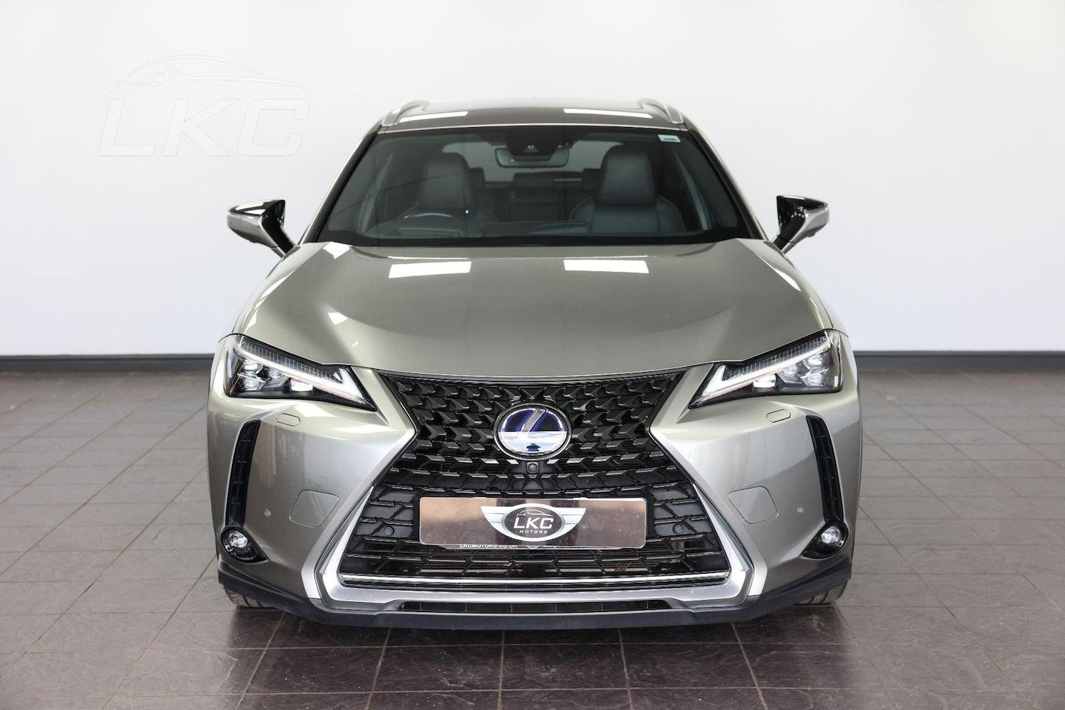 Used Lexus UX 2021 for sale - 77464618: Photo 2