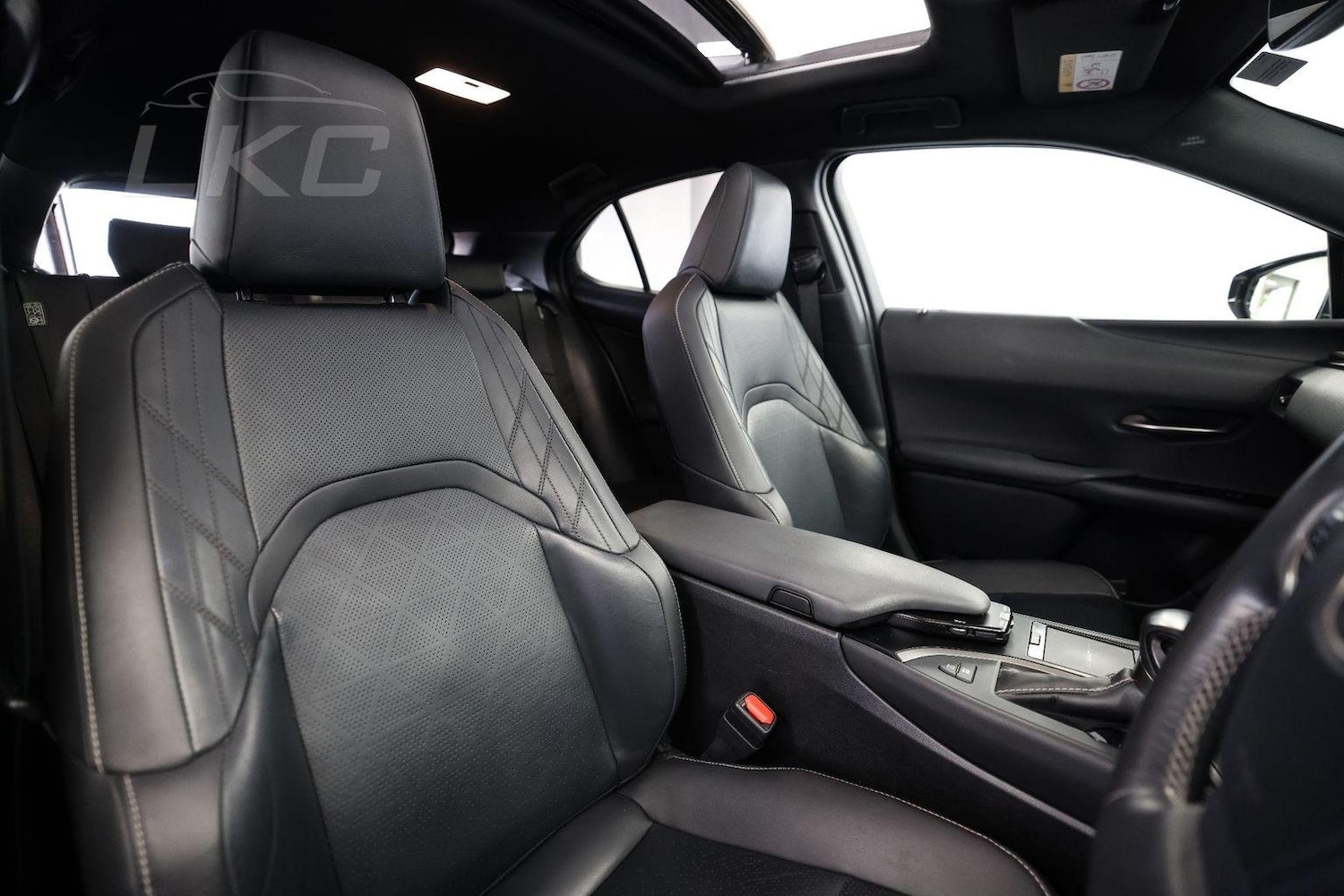 Used Lexus UX 2021 for sale - 77464618: Photo 45