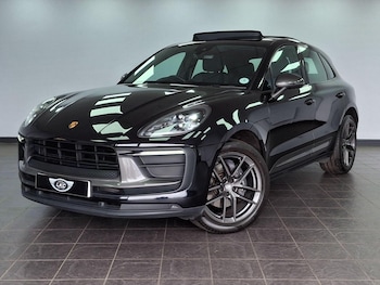 Used Porsche Macan 2023 for sale - 78526436: Photo