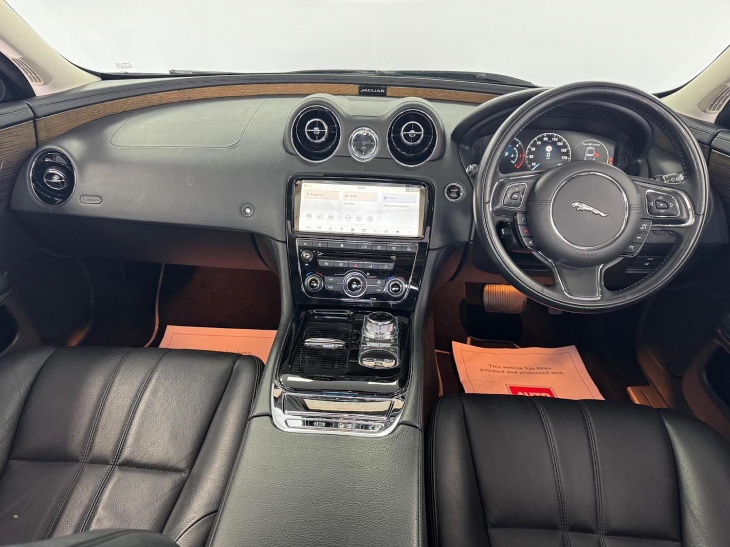 Used Jaguar XJ 2017 for sale - 76794589: Photo 11