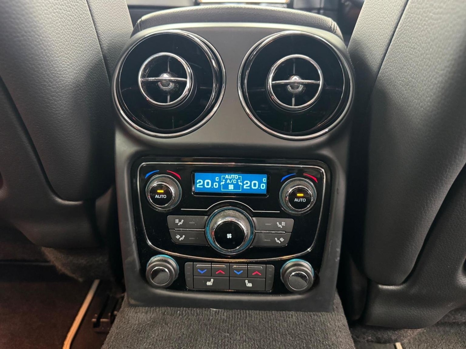 Used Jaguar XJ 2017 for sale - 76794589: Photo 35