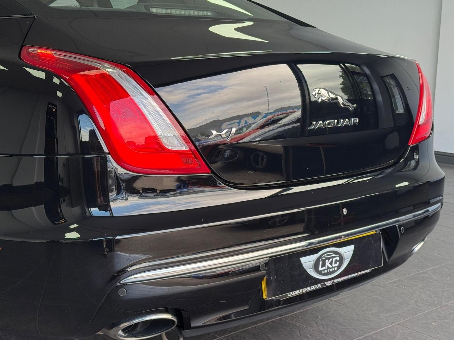 Used Jaguar XJ 2017 for sale - 76794589: Photo 36