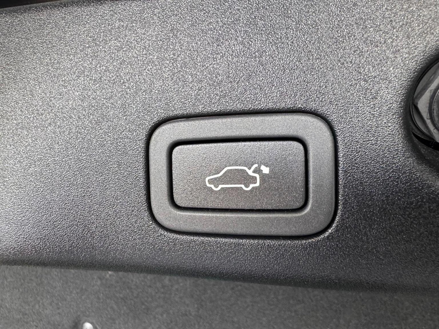 Used Jaguar XJ 2017 for sale - 76794589: Photo 39