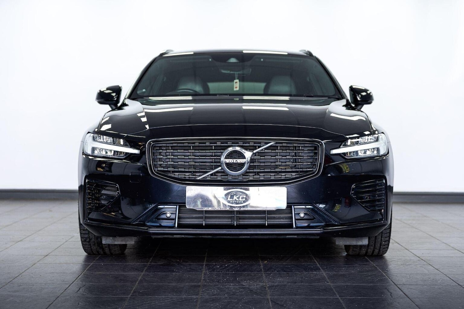 Used Volvo V60 2021 for sale - 75962620: Photo 10