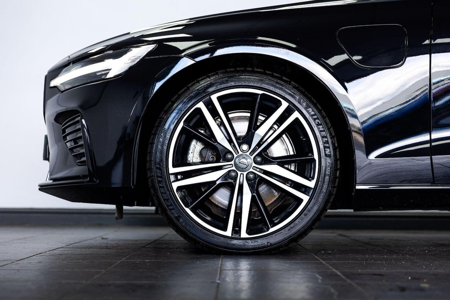 Used Volvo V60 2021 for sale - 75962620: Photo 18