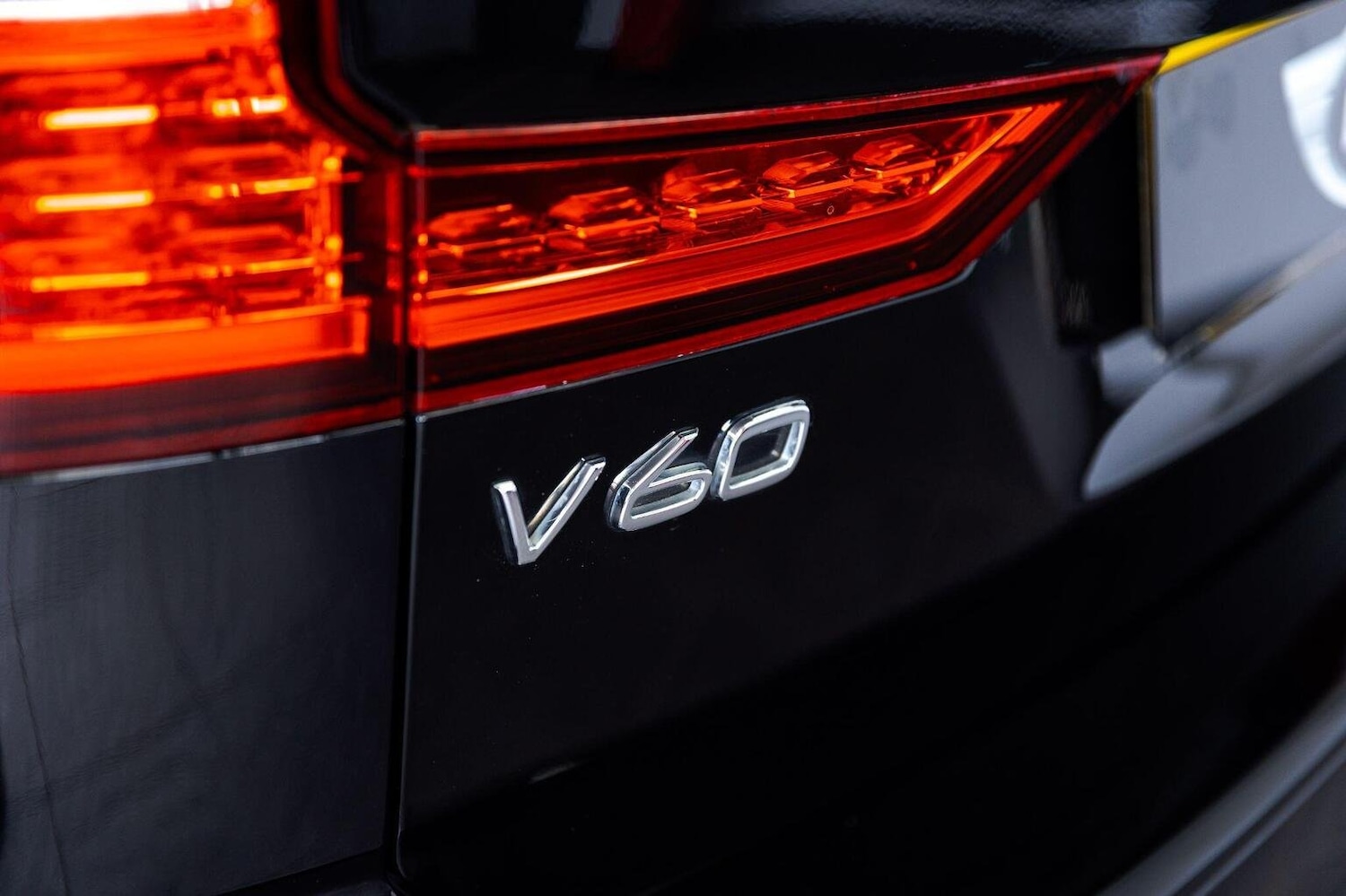 Used Volvo V60 2021 for sale - 75962620: Photo 23