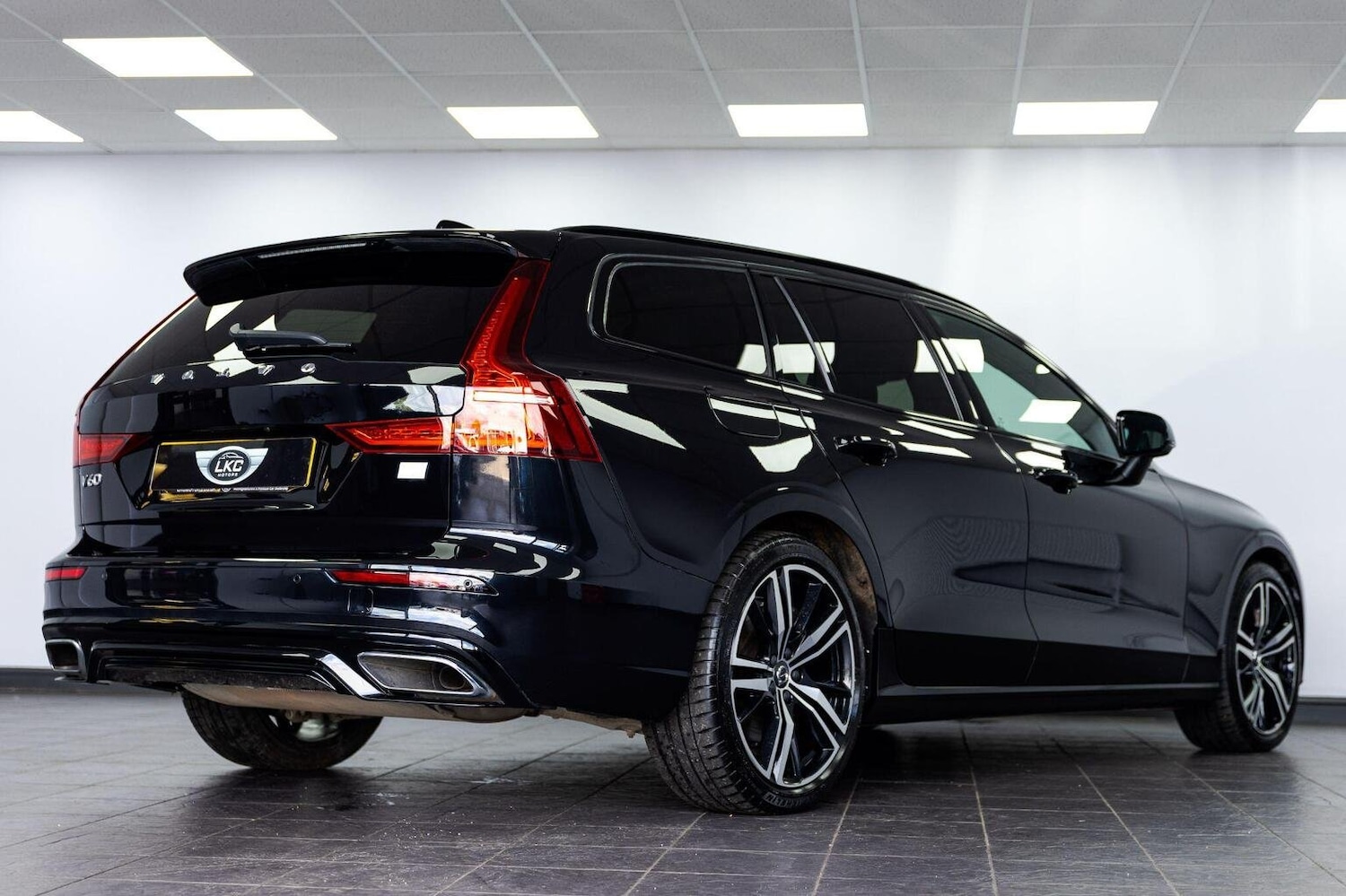 Used Volvo V60 2021 for sale - 75962620: Photo 26