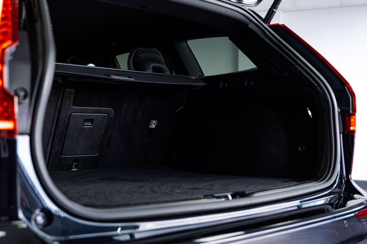 Used Volvo V60 2021 for sale - 75962620: Photo 28