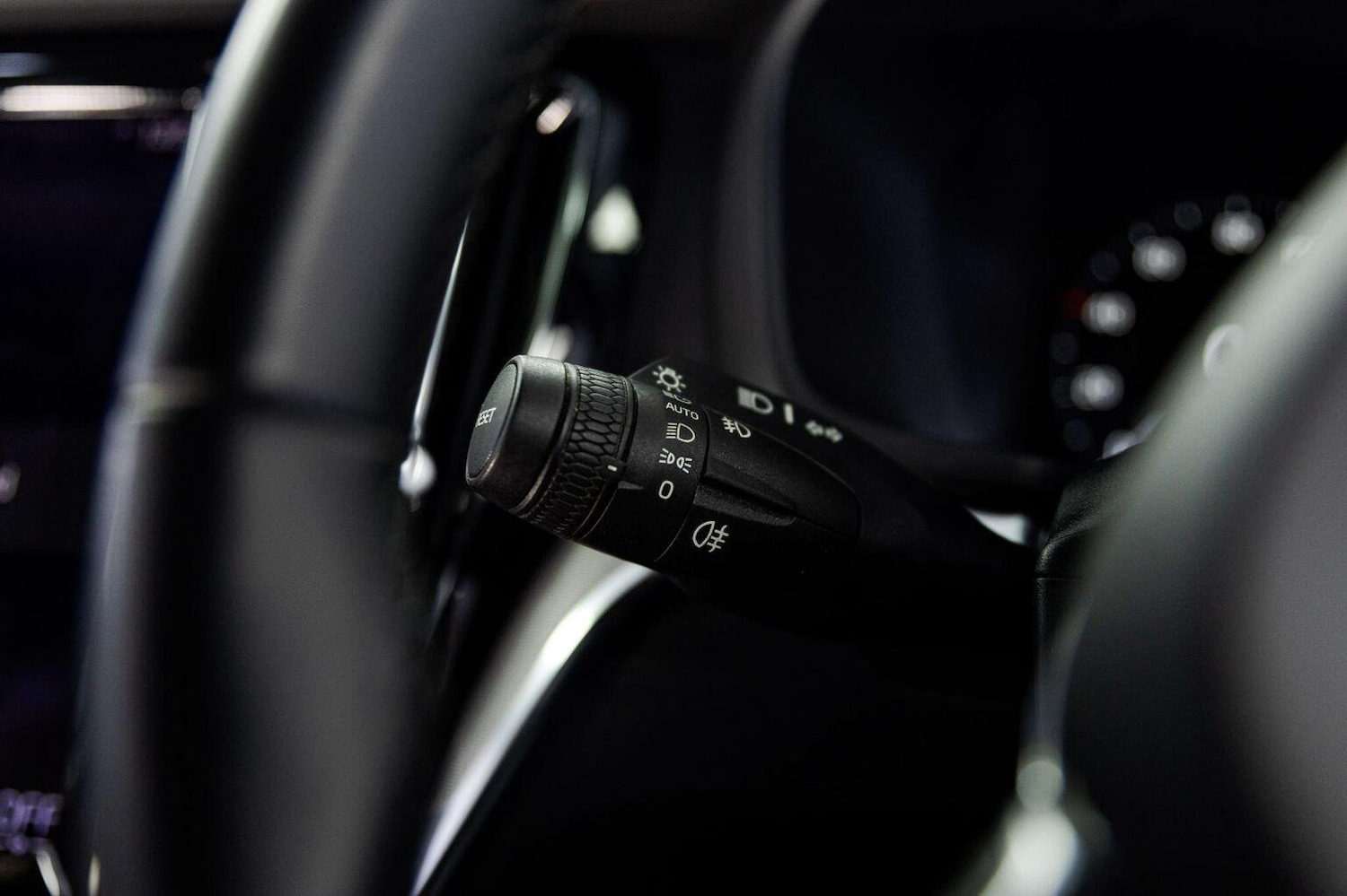 Used Volvo V60 2021 for sale - 75962620: Photo 39