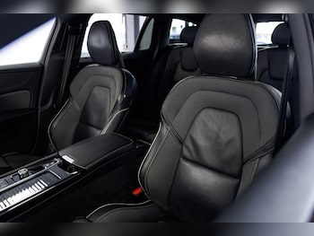 Used Volvo V60 2021 for sale - 75962620: Photo