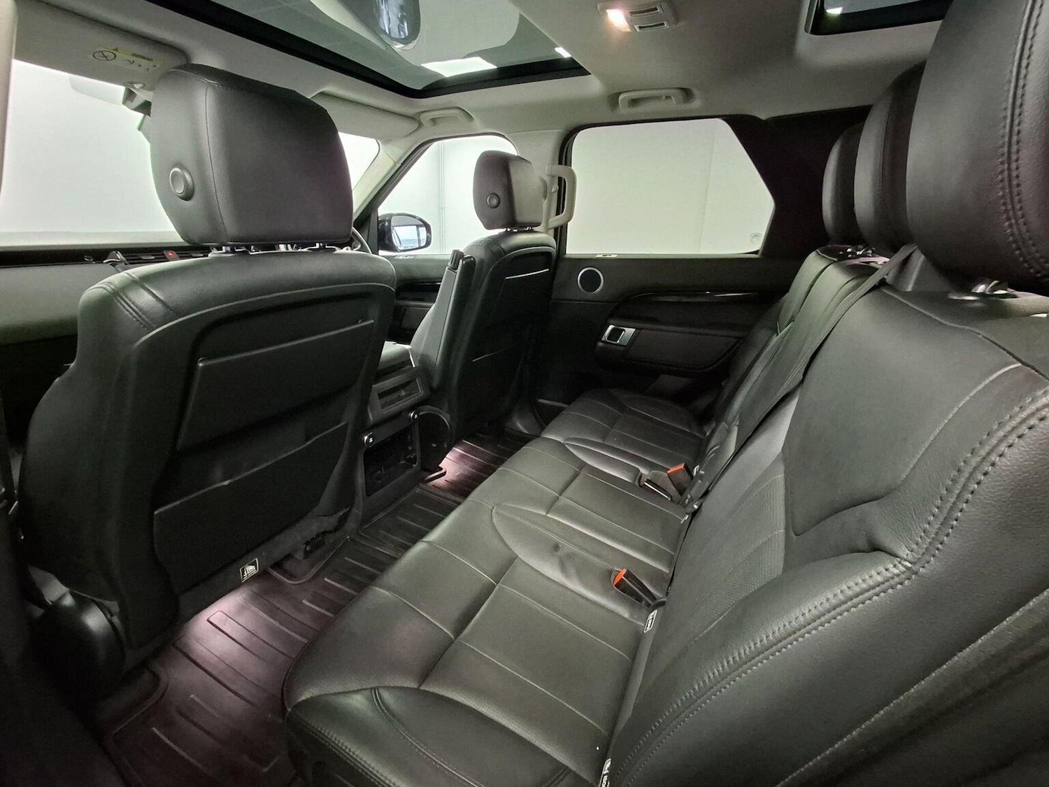 Used Land Rover Discovery 2019 for sale - 76347115: Photo 18
