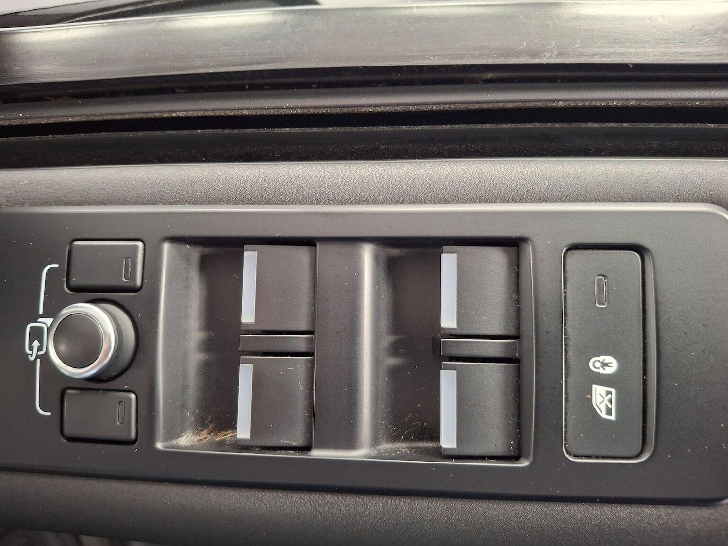 Used Land Rover Discovery 2019 for sale - 76347115: Photo 45