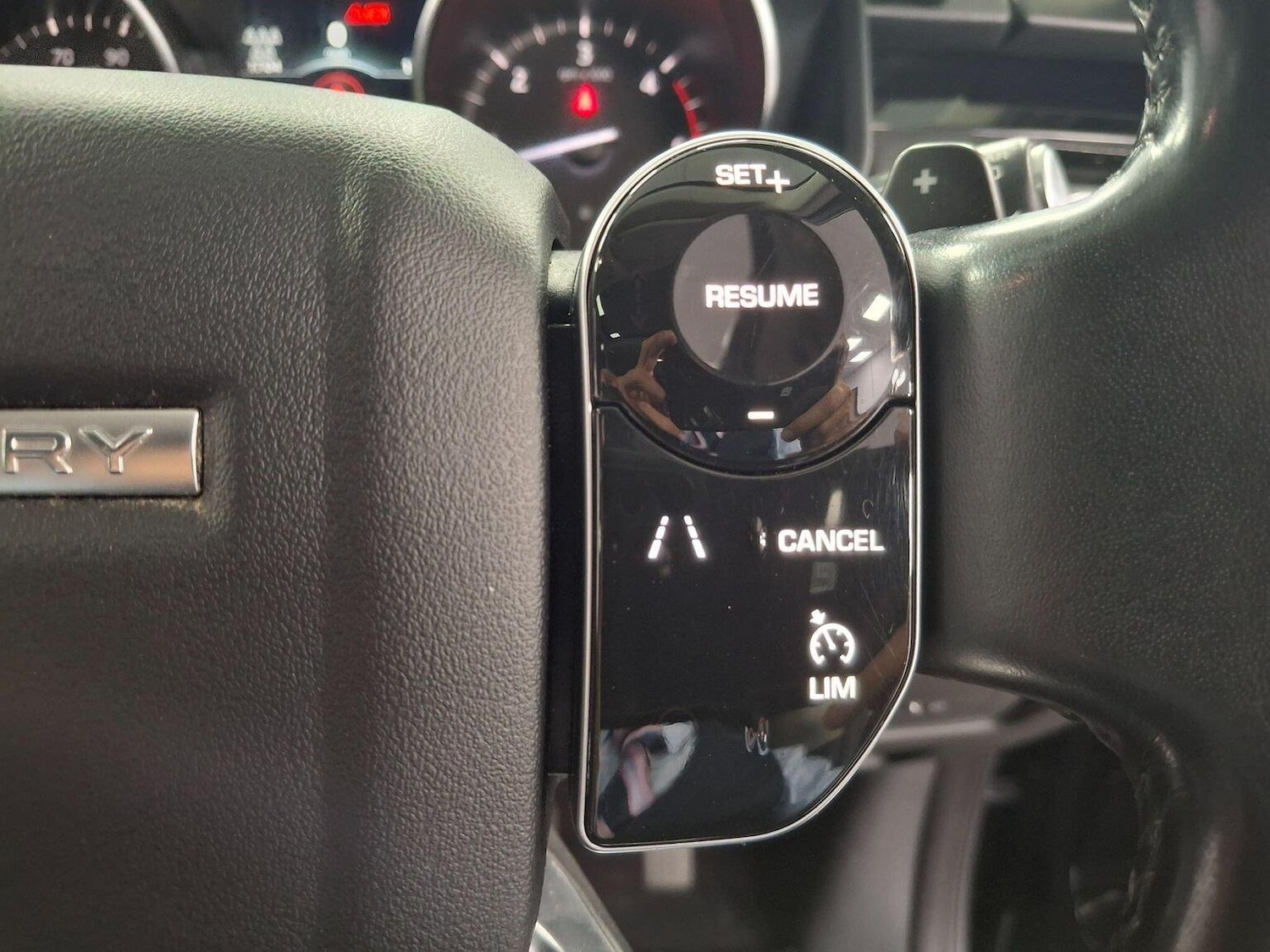 Used Land Rover Discovery 2019 for sale - 76347115: Photo 6