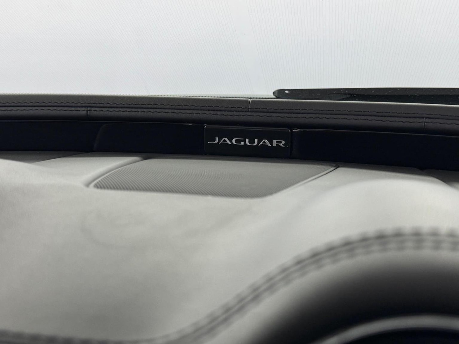 Used Jaguar XJ 2020 for sale - 76430900: Photo 32