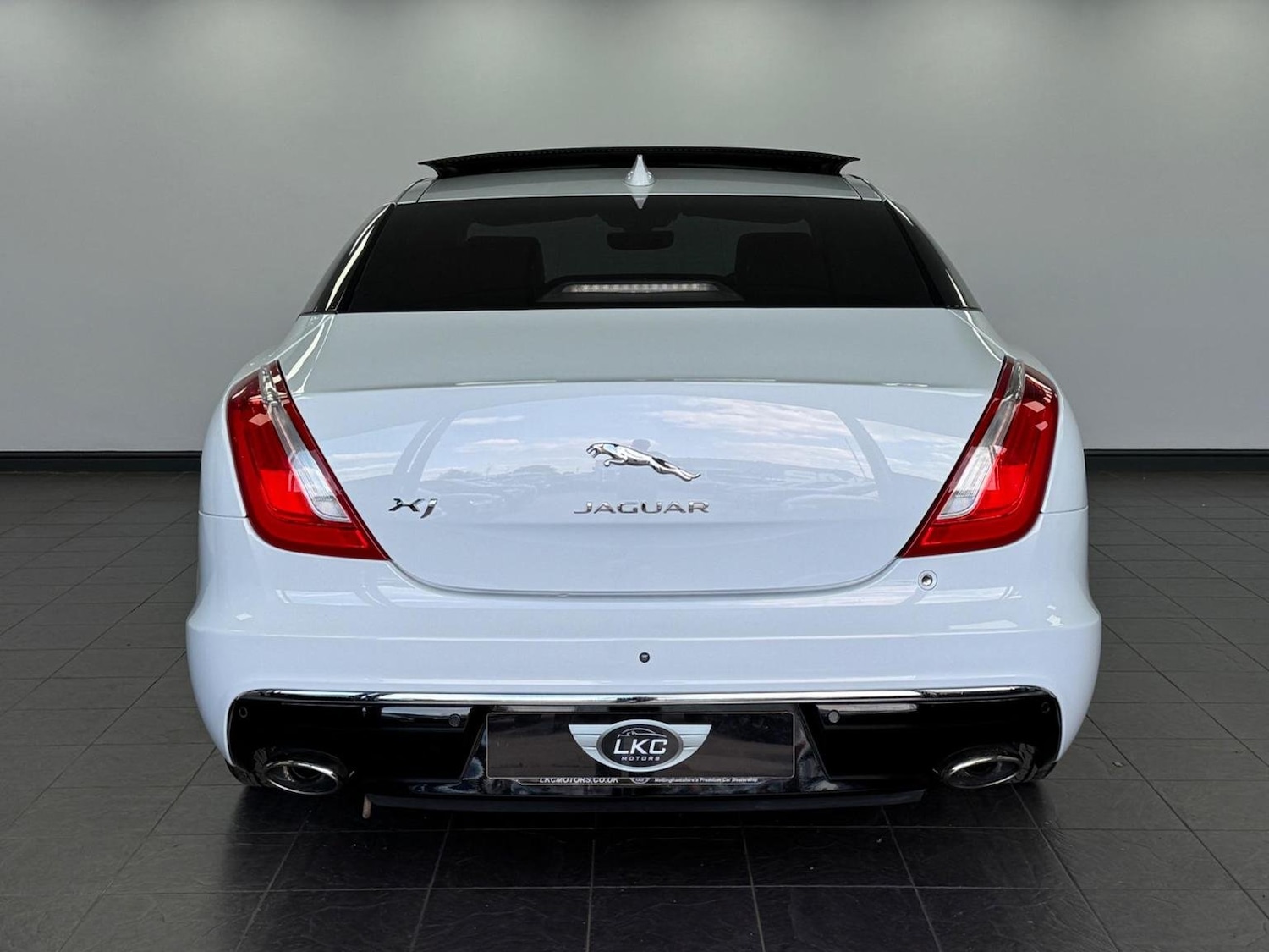 Used Jaguar XJ 2020 for sale - 76430900: Photo 51