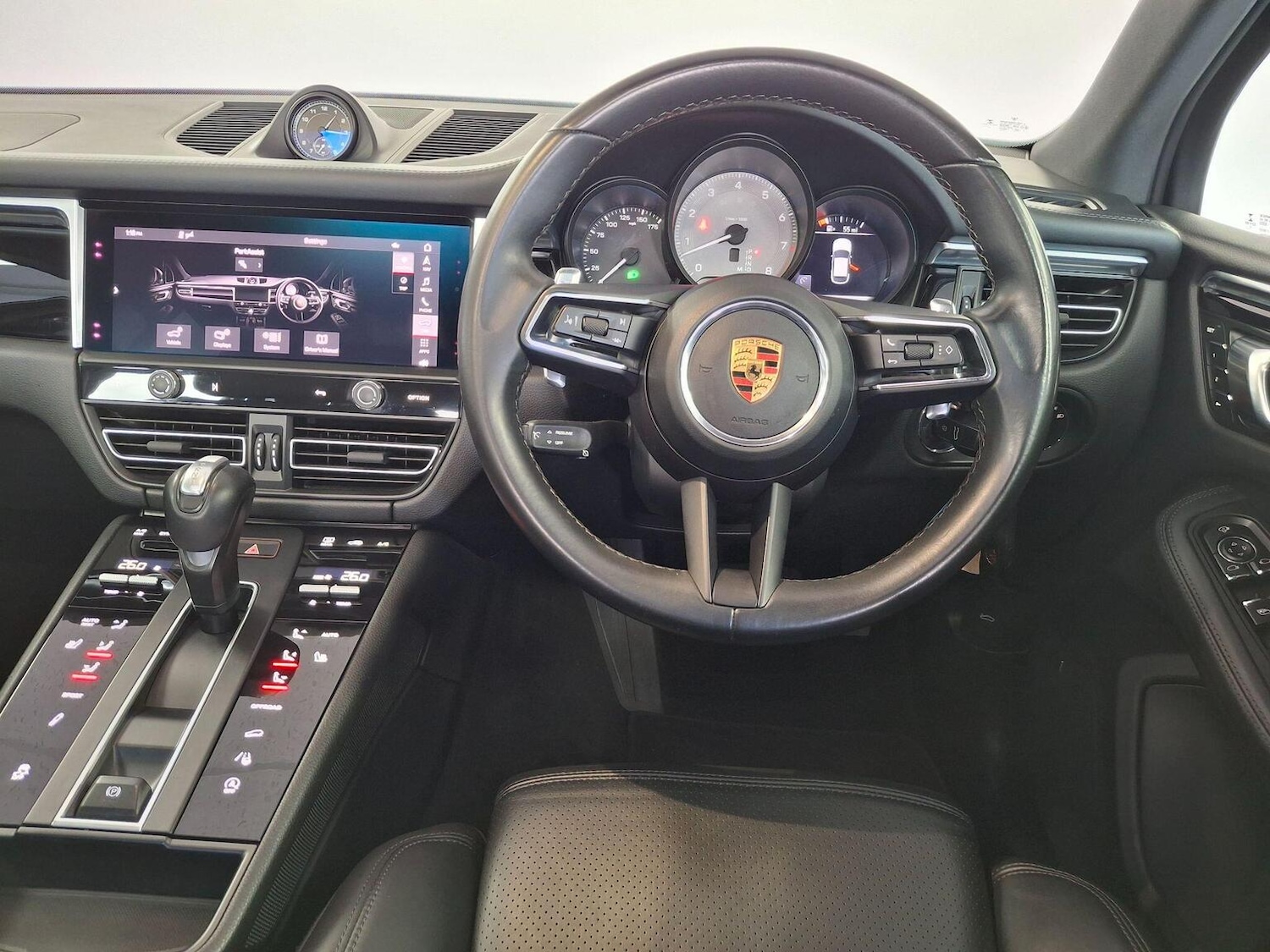 Used Porsche Macan 2021 for sale - 78070288: Photo 22