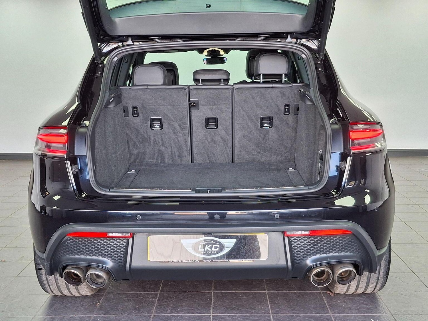 Used Porsche Macan 2021 for sale - 78070288: Photo 29