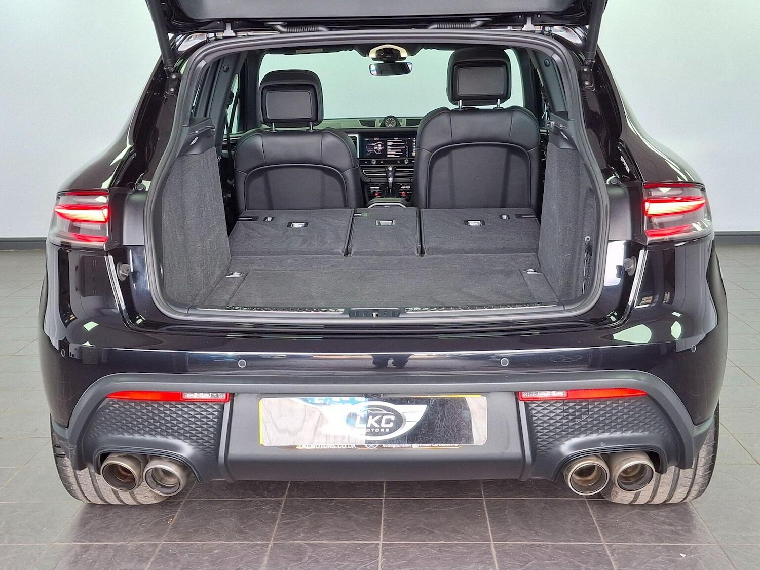 Used Porsche Macan 2021 for sale - 78070288: Photo 30