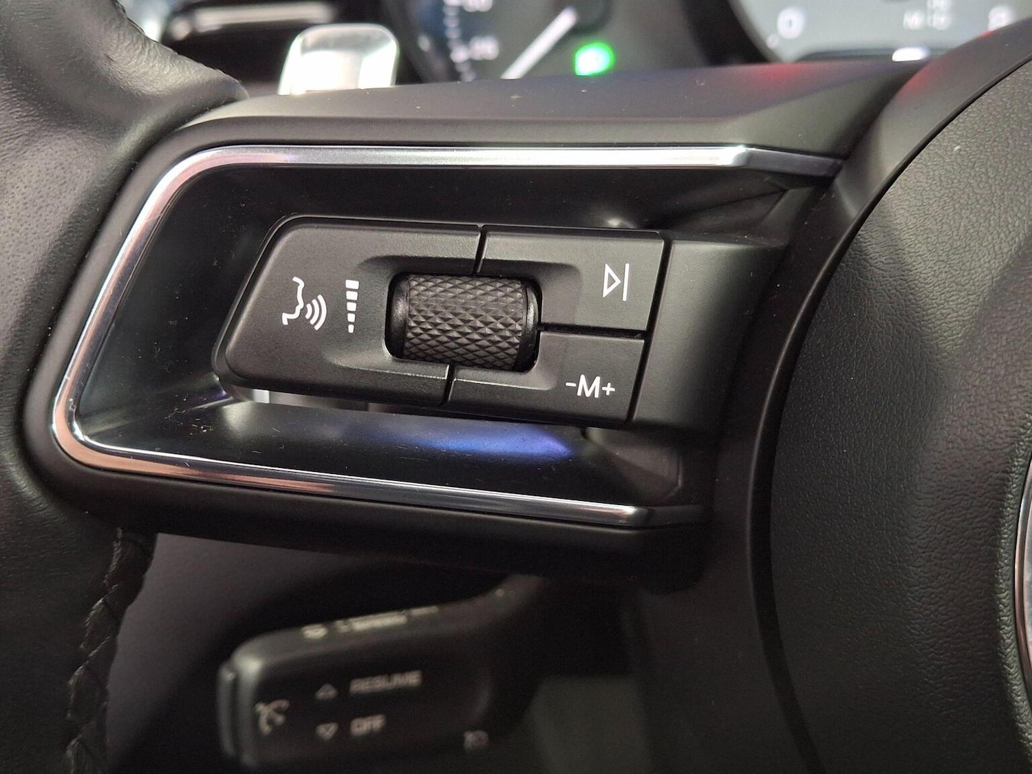 Used Porsche Macan 2021 for sale - 78070288: Photo 31